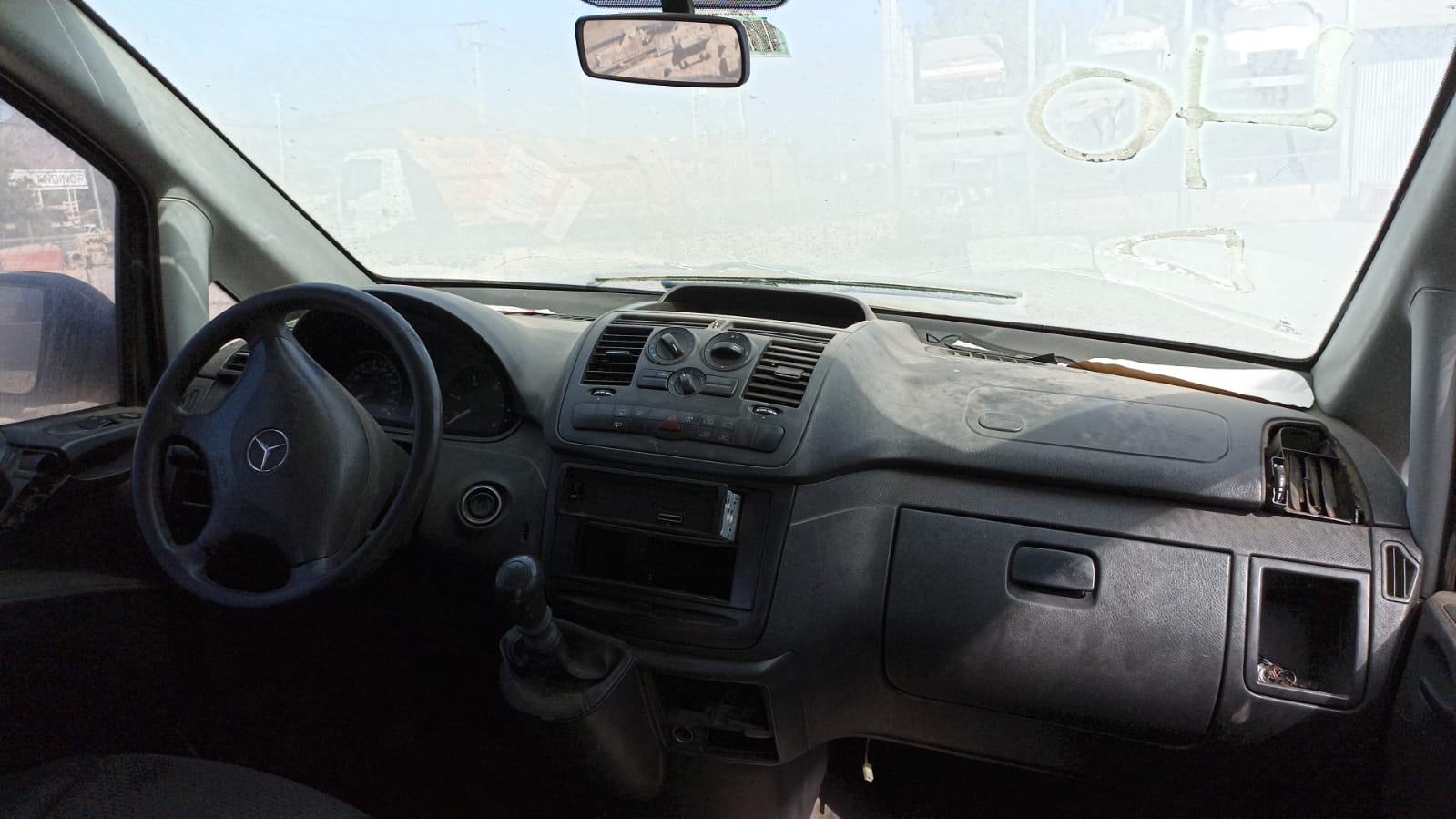  Mercedes-Benz VITO 2011    EN DESARME